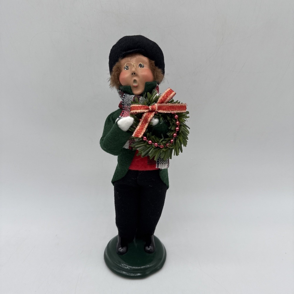 Byers Choice Carolers Boy Glasses w/ Wreath Green Jacket Hat 2001 Vintage